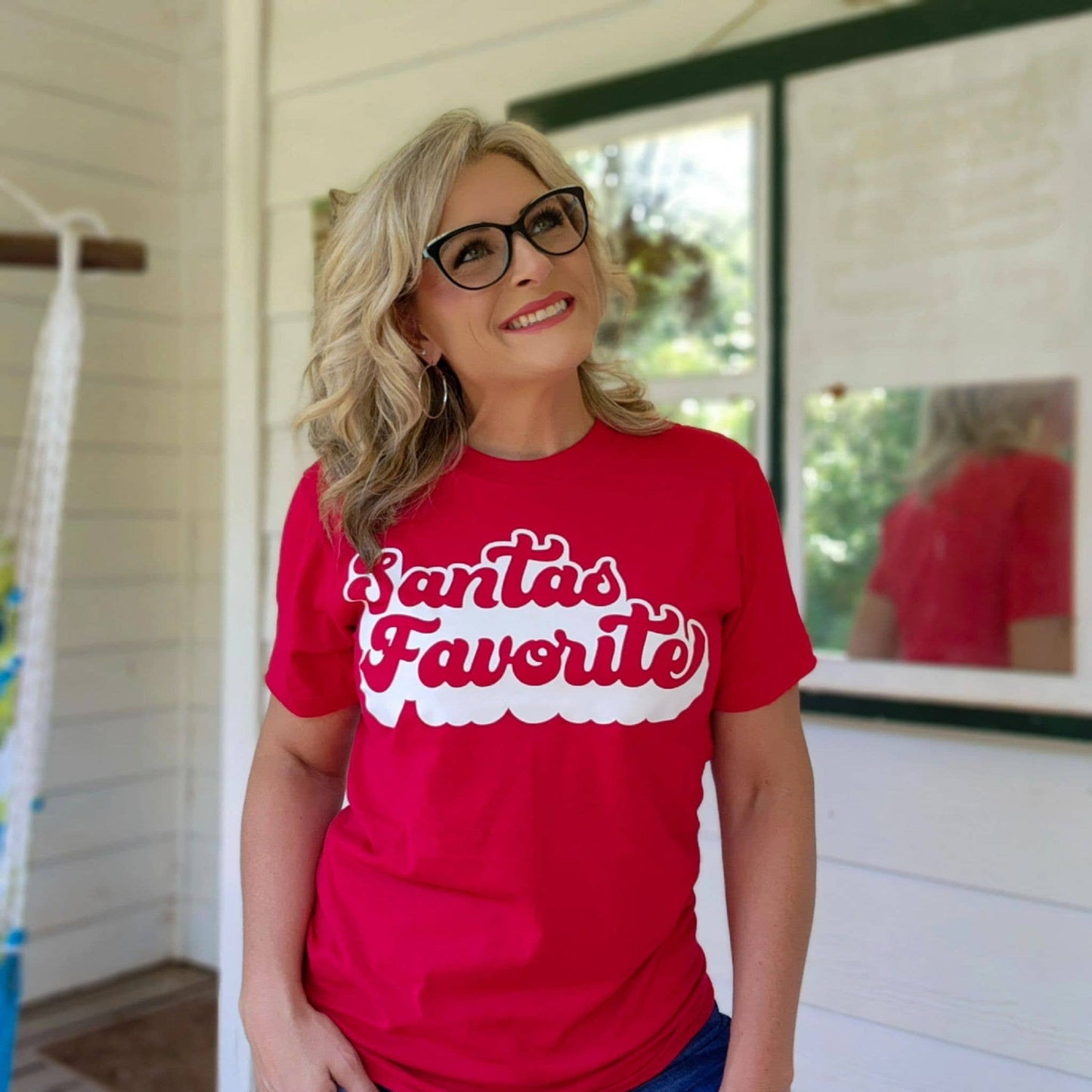 CHRISTMAS RED SANTAS FAVORITE HOLIDAY GRAPHIC TEE